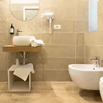 לינה וארוחת בוקר Greco